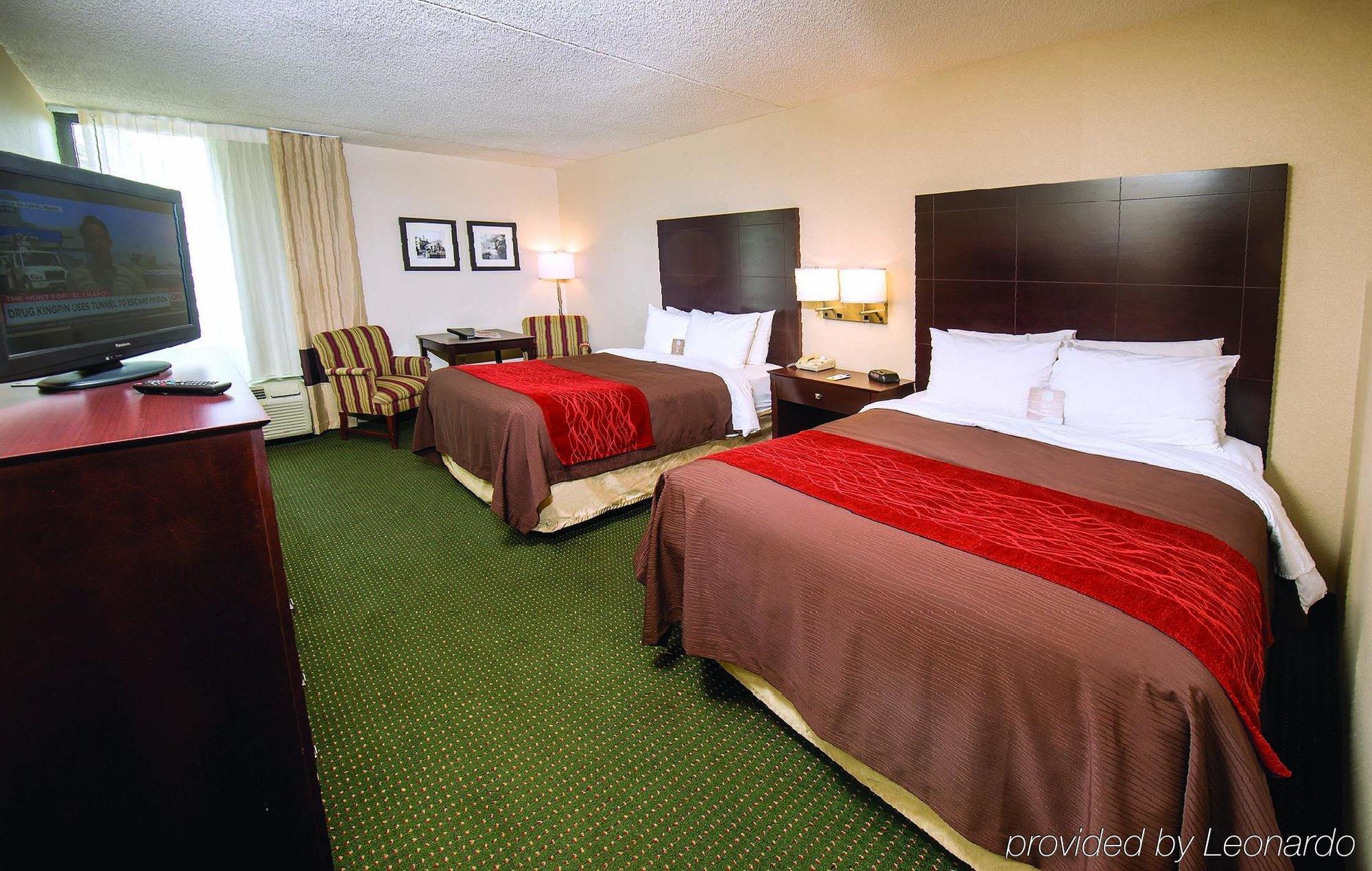 Wingate By Wyndham Williamsburg Hotel Exterior photo